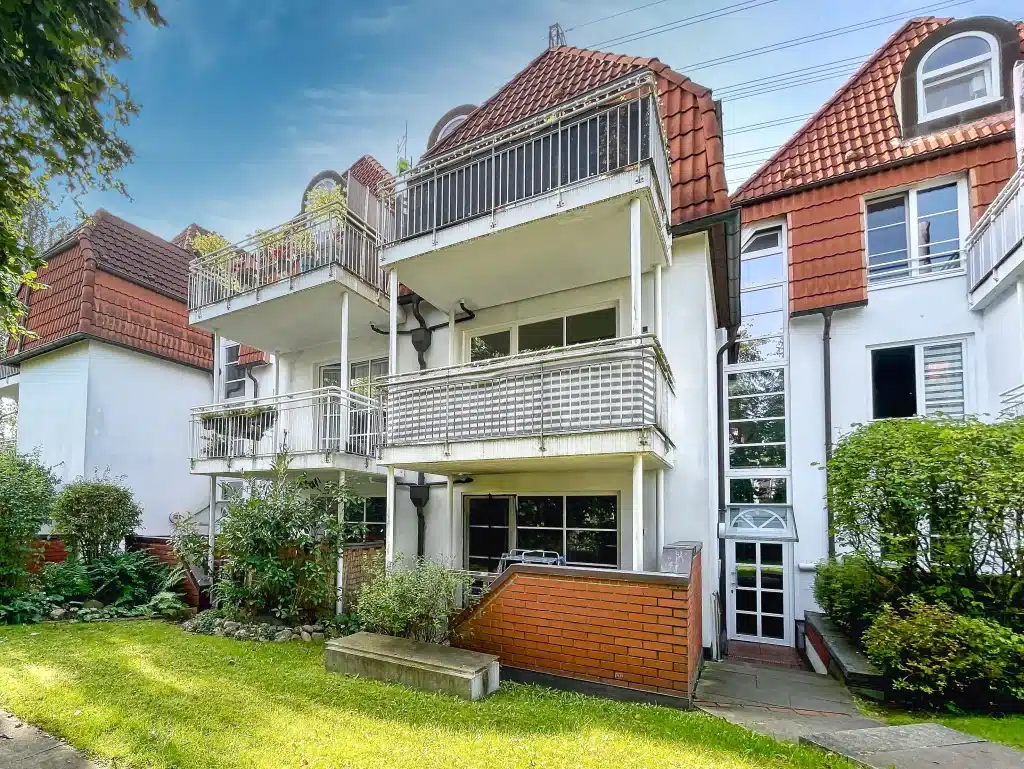 Wunderschöne Zwei-Zimmer-Wohnung mit einer einladenden Terrasse in Hamburg!
